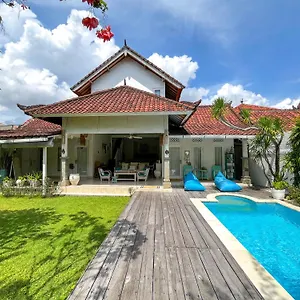  Villa Mimi - Cozy Private 2br In Mertanadi With Private Pool